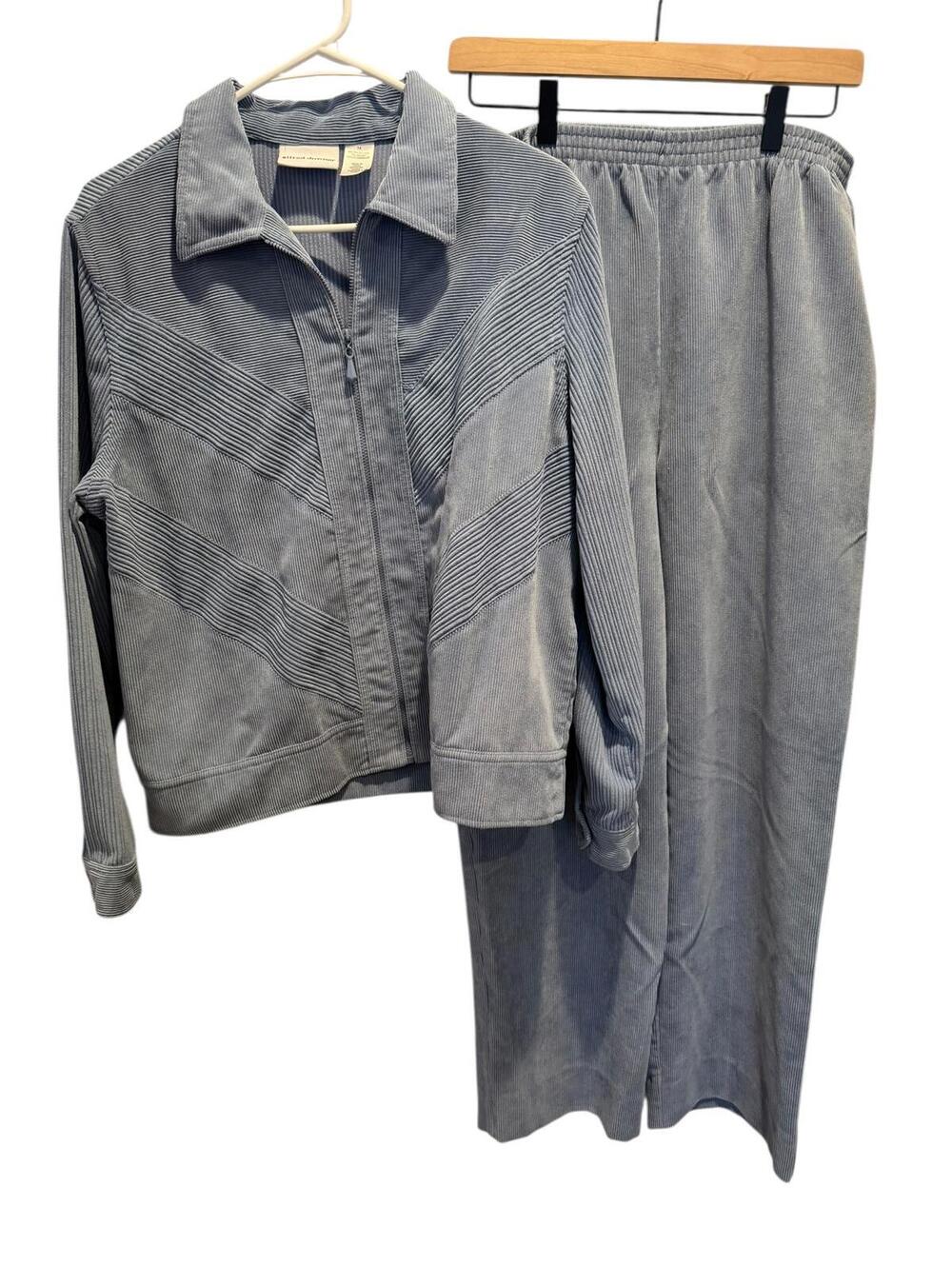 Vintage Felt Alfred Dunner Size 14 Track Suit - Grannycore